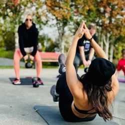 Evolve Strong Fitness - Outdoor conditioning class