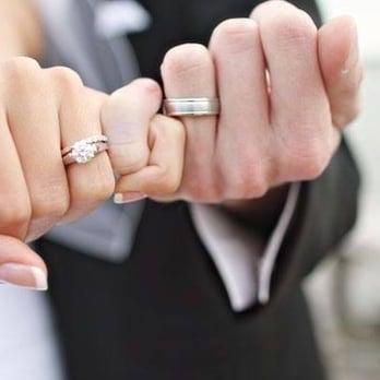 Udry Jewelry - Jewelry Near Me - Pekin, Illinois Udry Jewelry - Jewelry Near Me - Pekin, Illinois