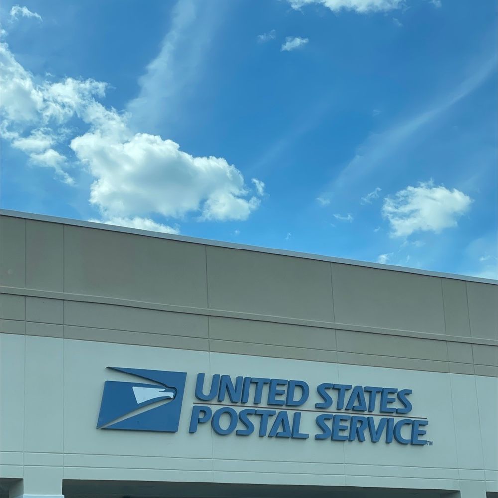 US POST OFFICE Updated September 2024 1290 Hicksville Rd