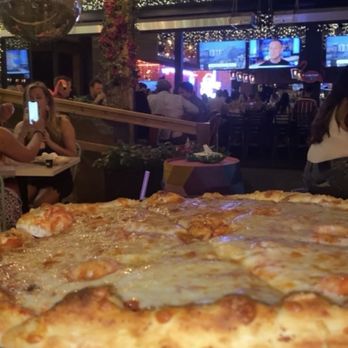 Paradise Park - Pizza Cheese - Pizza Near Me - Chicago, Illinois