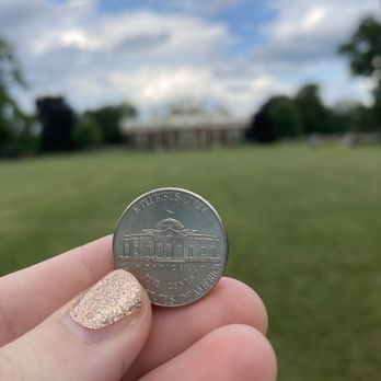 Thomas Jefferson's Monticello - The famous nickel view! - Landmarks & Historical Buildings Near Me - Charlottesville, Virginia