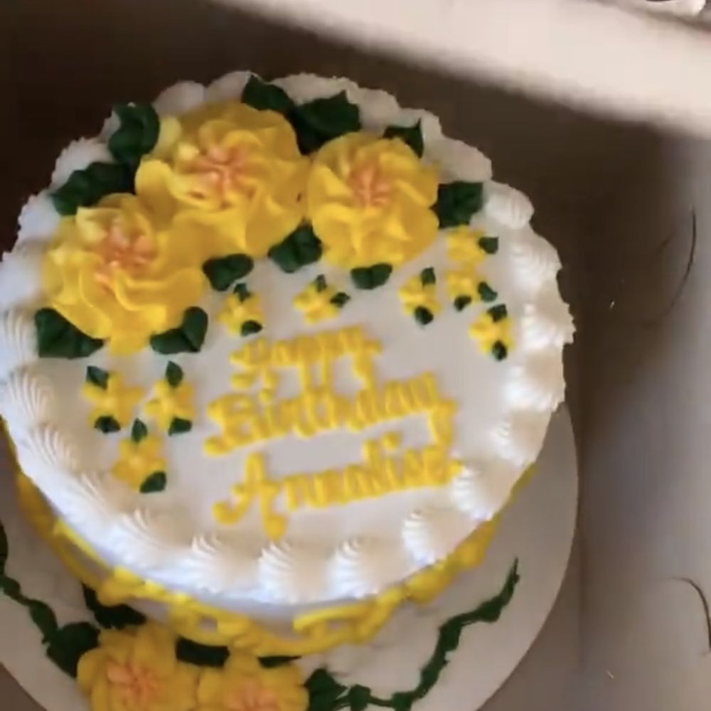 Cakes by Karen - Cupcakes Near Me - Denver, Colorado Cakes by Karen - Cupcakes Near Me - Denver, Colorado