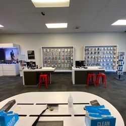 Verizon Authorized Retailer-TCC