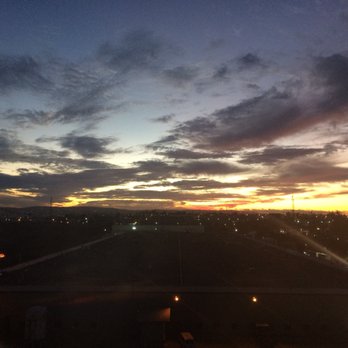 Hampton Inn by Hilton Tijuana - View of sunset fourth floor - Hotels Near Me - Tijuana, BCN Hampton Inn by Hilton Tijuana - View of sunset fourth floor - Hotels Near Me - Tijuana, BCN