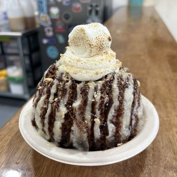 Get Lost - S'more's special from the fall - Desserts Near Me - Virginia Beach, Virginia