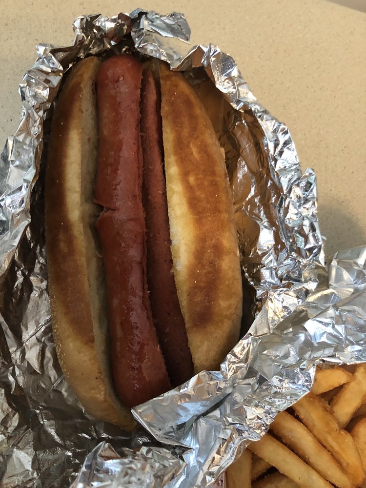 TROLLEY DOGS Updated September 2024 14 Photos 50 Main St, Ashland