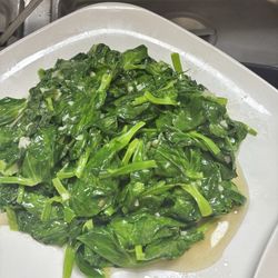 Duck Beijing House - Garlic stir fry Pea leaves