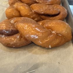 Icon Donuts & Sweetery - Vegan Glaze Twist.