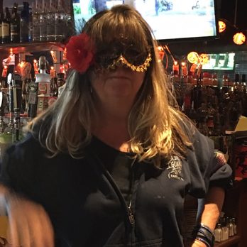 Blue Iguana - New American Near Me - Fairfax, Virginia