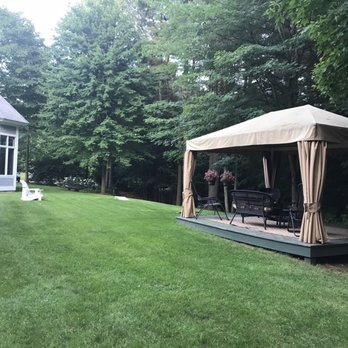 Stone Hill Inn - Hotels Near Me - Stowe, Vermont Stone Hill Inn - Hotels Near Me - Stowe, Vermont