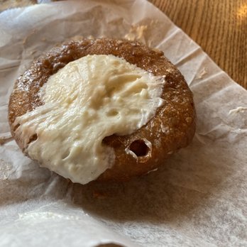 Do-Rite Donuts & Chicken - Carrot cake donut - Donuts Near Me - Chicago, Illinois