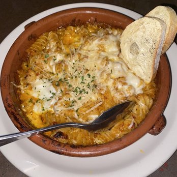 Alibi Room - Spicy Mac and cheese - New American Near Me - Seattle, Washington
