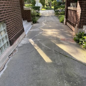 Lopez Concrete & Brick Paving - Masonry/Concrete Near Me