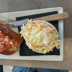 La Ola Surfside Restaurant - Lobster Roll & Coleslaw