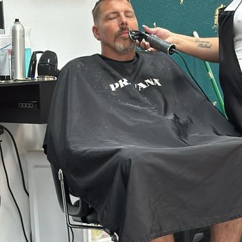 Hair Addicts - Hair Salons Near Me - Salina, Kansas Hair Addicts - Hair Salons Near Me - Salina, Kansas