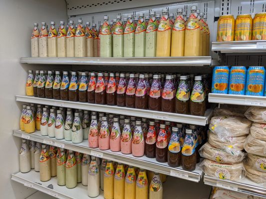 El Molino Supermarket by null