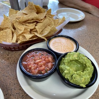 Casa Rio - Casa Rio Trio. Tomato chunk salsa, freshly mashed avocado, queso. Pretty good! - Mexican Near Me - San Antonio, Texas Casa Rio - Casa Rio Trio. Tomato chunk salsa, freshly mashed avocado, queso. Pretty good! - Mexican Near Me - San Antonio, Texas