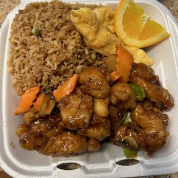 Sesame Chinese Restaurant - General Tso chicken - Chinese Near Me - Saint Louis, Missouri Sesame Chinese Restaurant - General Tso chicken - Chinese Near Me - Saint Louis, Missouri