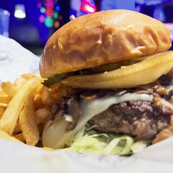 Corvette Diner - Kookie Burger - Diners Near Me - San Diego, California Corvette Diner - Kookie Burger - Diners Near Me - San Diego, California