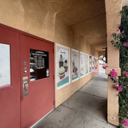 Dulce Cake & Pastries - Front of Dulce in Coachella!