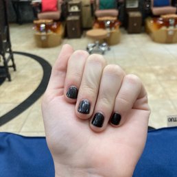 Deluxe nail, color number 20. Deluxe nail, color number 20.