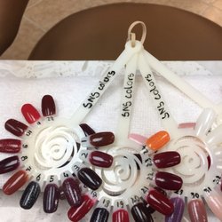 Hampton Nails By Mailinh - Yes we do have SNS colors!!