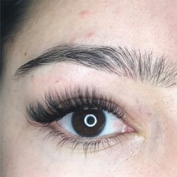 Mamacita Lashes - Eyelash extensions!