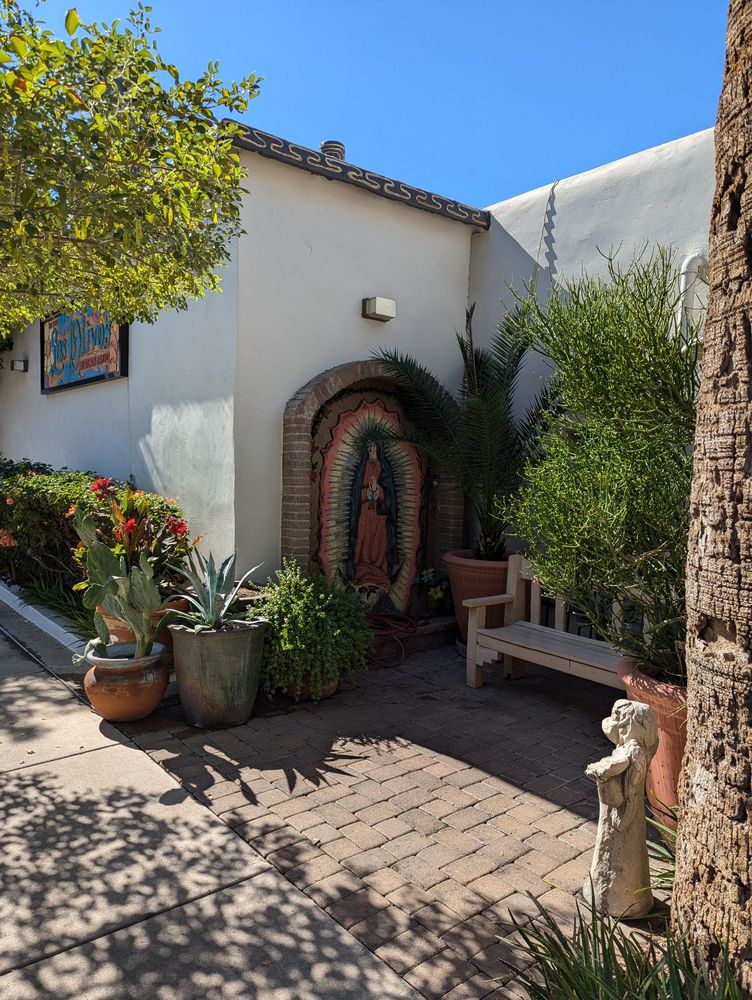 Los Olivos Mexican Patio