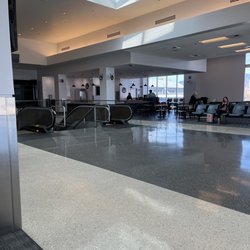 Breeze Airways - SBD terminal