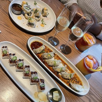 JOEY Manhattan Beach - Seared Salmon Sushi, Japanese Gyoza, Peach Bellini, Tuna and Avocado Crunch Roll - New American Near Me - Manhattan Beach, California JOEY Manhattan Beach - Seared Salmon Sushi, Japanese Gyoza, Peach Bellini, Tuna and Avocado Crunch Roll - New American Near Me - Manhattan Beach, California