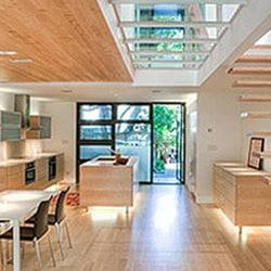 Topos Architects - Glass home