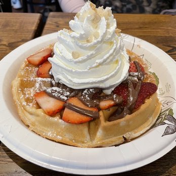 Eggs 'n Things - Mochi Strawberry Nutella Mochi Waffle w/ Fresh Strawberry and Chocolate - Breakfast & Brunch Near Me - Honolulu, Hawaii Eggs 'n Things - Mochi Strawberry Nutella Mochi Waffle w/ Fresh Strawberry and Chocolate - Breakfast & Brunch Near Me - Honolulu, Hawaii