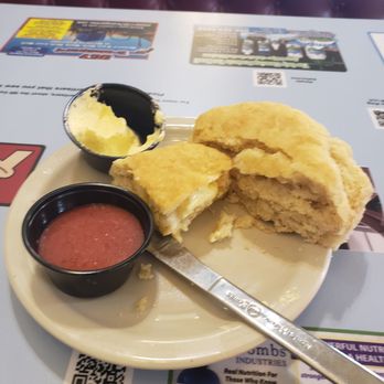 Starvin' Arvin's - Cathead biscut - American Near Me - Montrose, Colorado