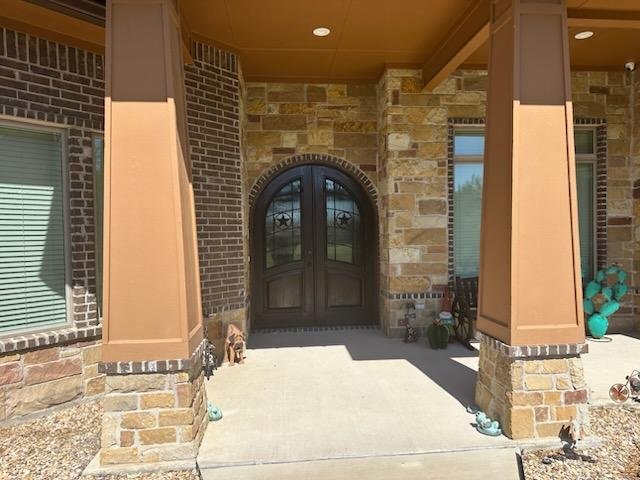 Slide of Four G Roofing