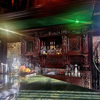 The Guild Club - Cocktail Bars Near Me - Costa Mesa, California