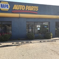 Napa Auto Parts - Exterior