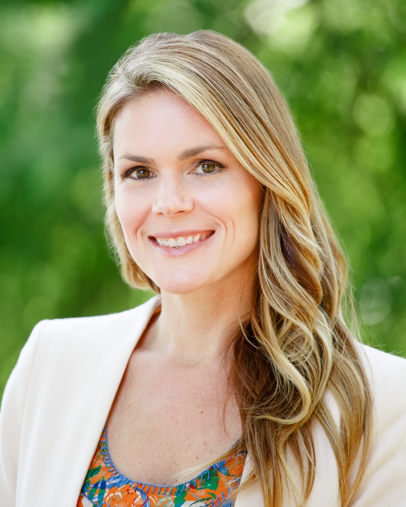 LANA HUNT Updated August 2024 Contact Agent 8601 Leake Ave, New