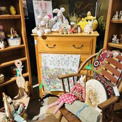 Plain Jane's Consignments - Cute Easter things here