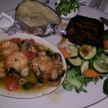 The Lobster Trap - Seafood Near Me - Avalon, California