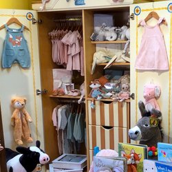 Gypsy Baby - Baby bonnets, baby socks, baby pajamas, baby clothes, and more.