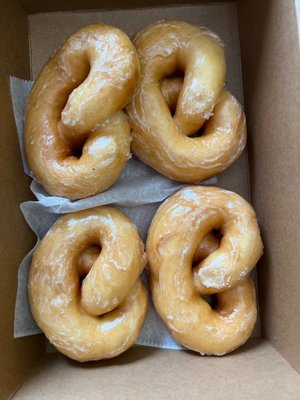 Piazza's Bakery by null
