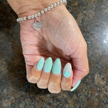 Apple Nails Lounge - Waxing Near Me - Humble, Texas