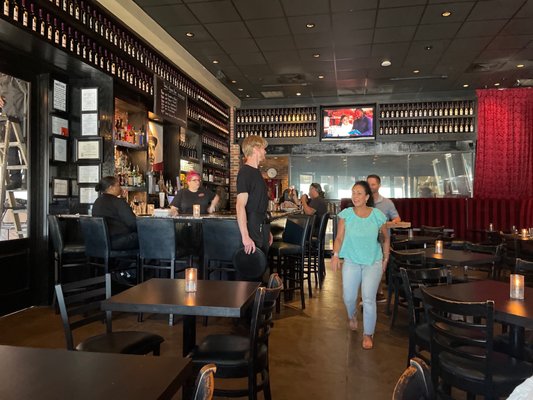 Coal Vines Pizzeria and Wine Bar by null