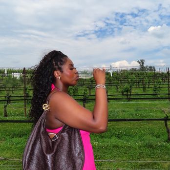 Boxwood Estate Winery - Wineries Near Me - Middleburg, Virginia Boxwood Estate Winery - Wineries Near Me - Middleburg, Virginia