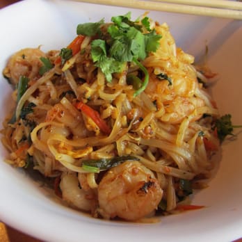 Le Thai - Phad Thai W/Shrimp - Thai Near Me - Las Vegas, Nevada Le Thai - Phad Thai W/Shrimp - Thai Near Me - Las Vegas, Nevada
