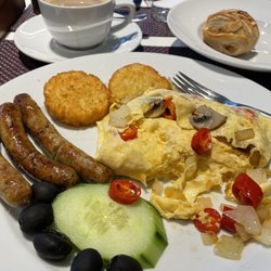 Sheraton München Arabellapark Hotel - Breakfast Buffet