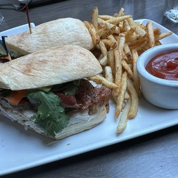 Kona Cafe - Turkey Banh Mi - Sushi Bars Near Me - Lake Buena Vista, Florida