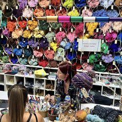 The Quarter Stitch - Wife gettin Excellent Customer Service