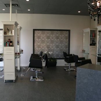 Salon Image - Hair Salons Near Me - Dollard-des-Ormeaux, Quebec Salon Image - Hair Salons Near Me - Dollard-des-Ormeaux, Quebec
