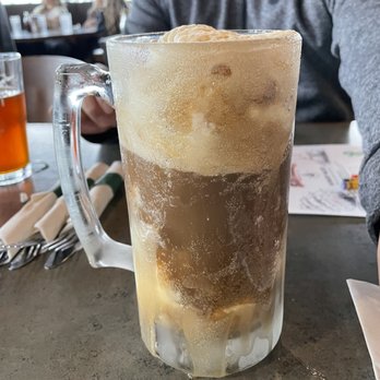 Scuttlebutt Brewing Company - Huge root beer float! It came messy to us, they could have wiped it down beforehand, but still very tasty! - American Near Me - Everett, Washington